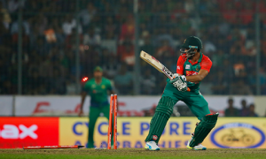 Shakib Hitt Stump