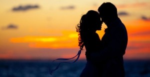 faceofrubayet_1416649181_1-couple-sunset-silhouette-caribbean-beach-wedding
